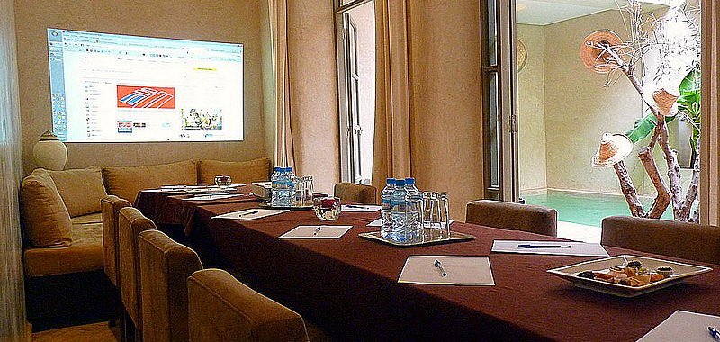 sala seminaryjna w Marrakeszu — Butikowy riad w Marrakeszu