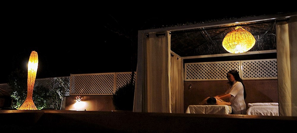 yoga retreat marrakech takterrasse atlasfjellene sertifiserte instruktører